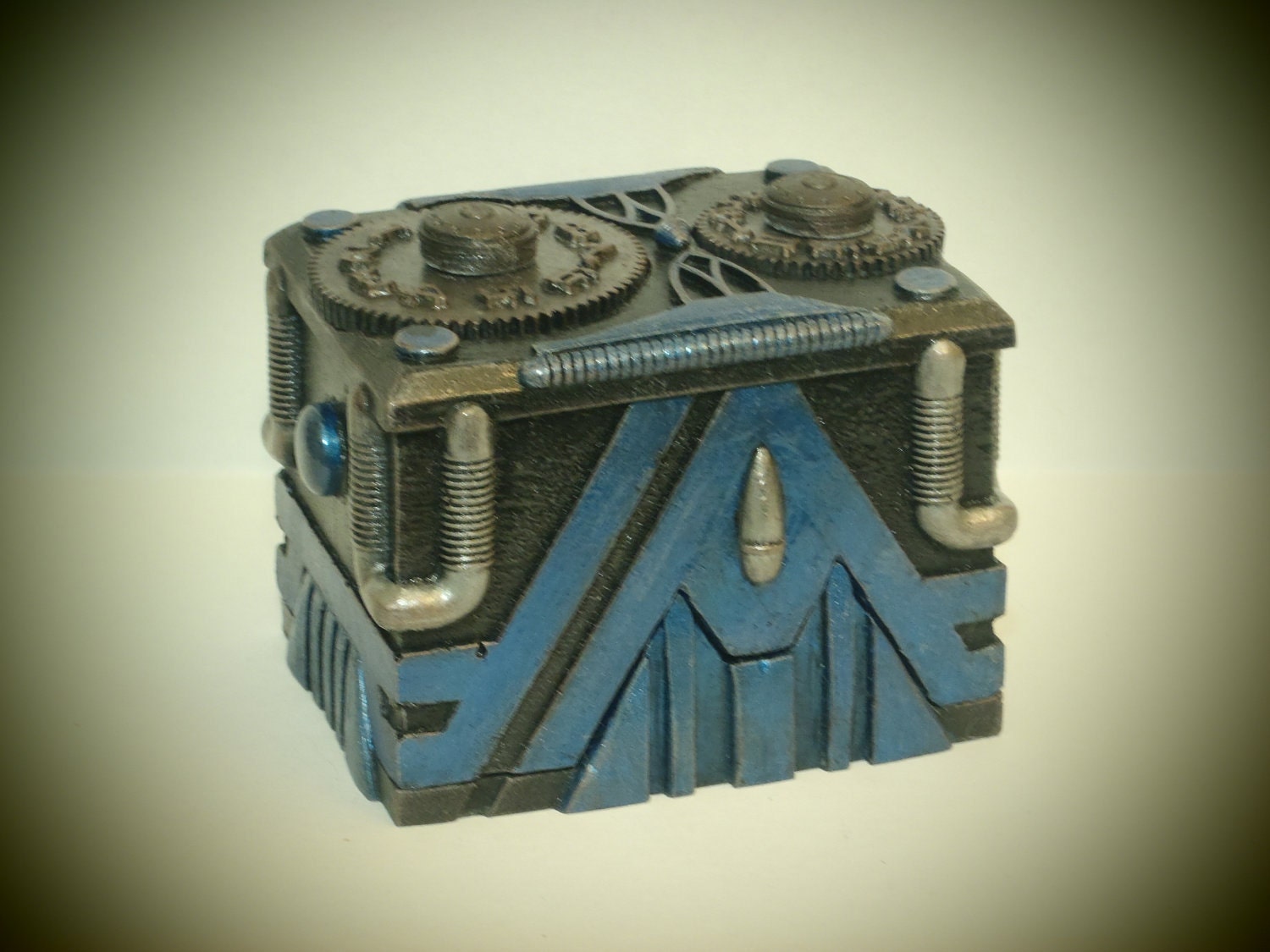 Tezzeret Steampunk Themed Deck Box for MTG Sleeved Cards Perfect for EDH Decks
