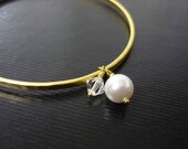 Personalized Pearl Bracelet, Bridesmaids Gift, Wedding Jewelry, Bangle, Gold Bracelet, Pearl & Crystal