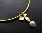 Wedding Jewelry, Bridesmaid Gifts, Orchid & Pearl Bracelet , Bridesmaid Bracelet, Gold Filled, Personalized, Flower Girl