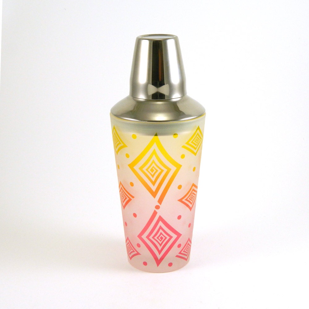 Cocktail Shaker - Spiral Diamonds - Yellow and Red Frost - Painted and Etched Glass