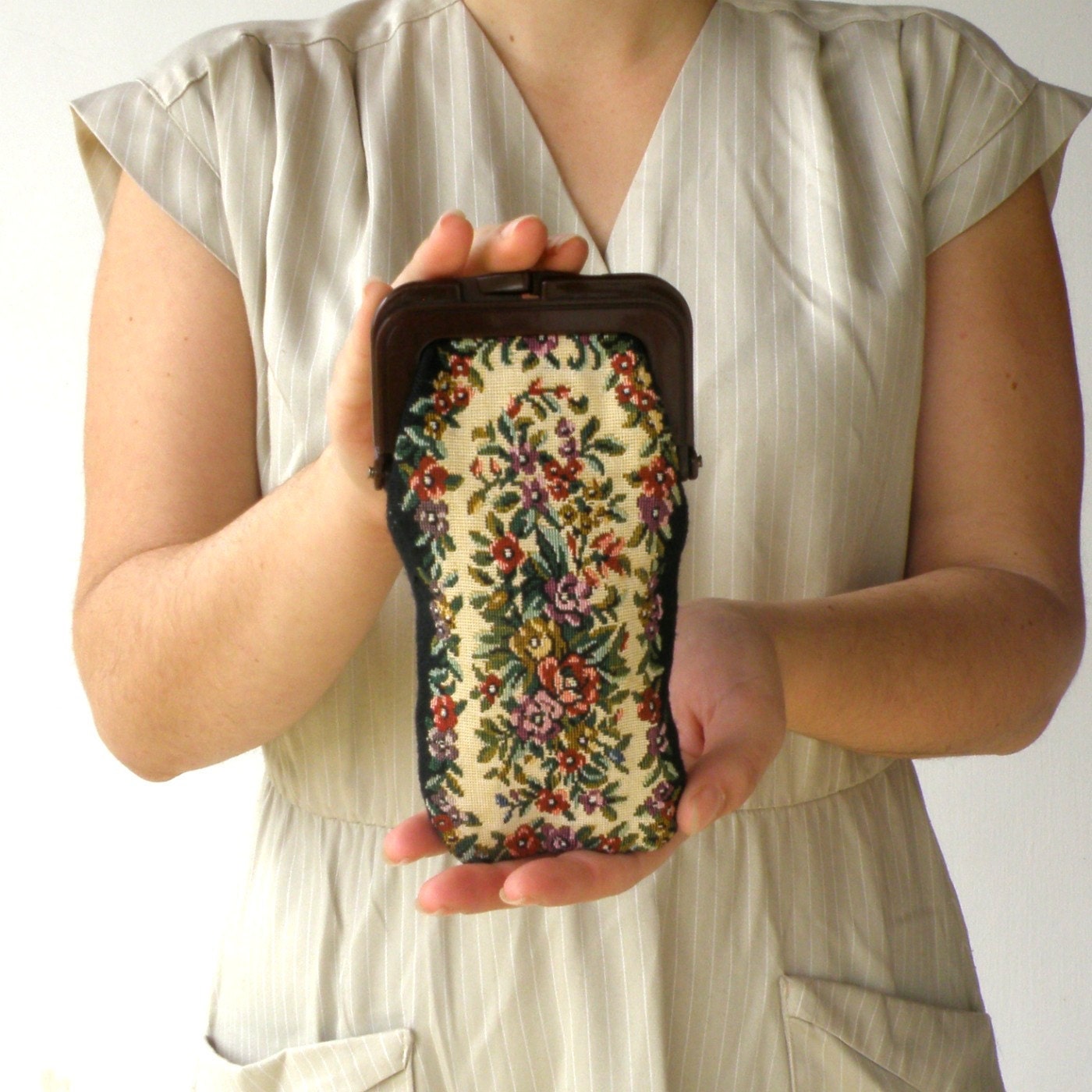 Vintage Rectangle Floral Needlepoint Coin Purse