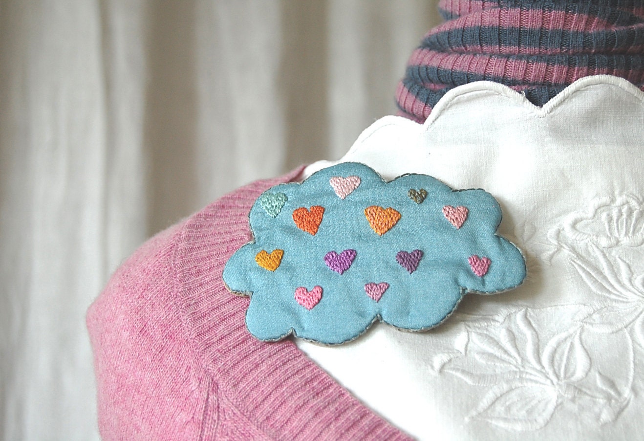 Love heart silk cloud brooch - hand embroidery