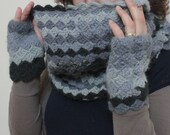 Grey Colors Infinity Cowl with Fingerless Gloves Mittens, Fall Spring Hand Knit For Her Winter Fall Holiday Accessories READY TO SHIPPING