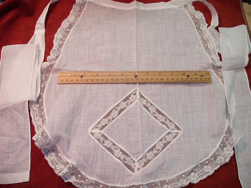 Beautiful Vintage Hand Laced White Apron