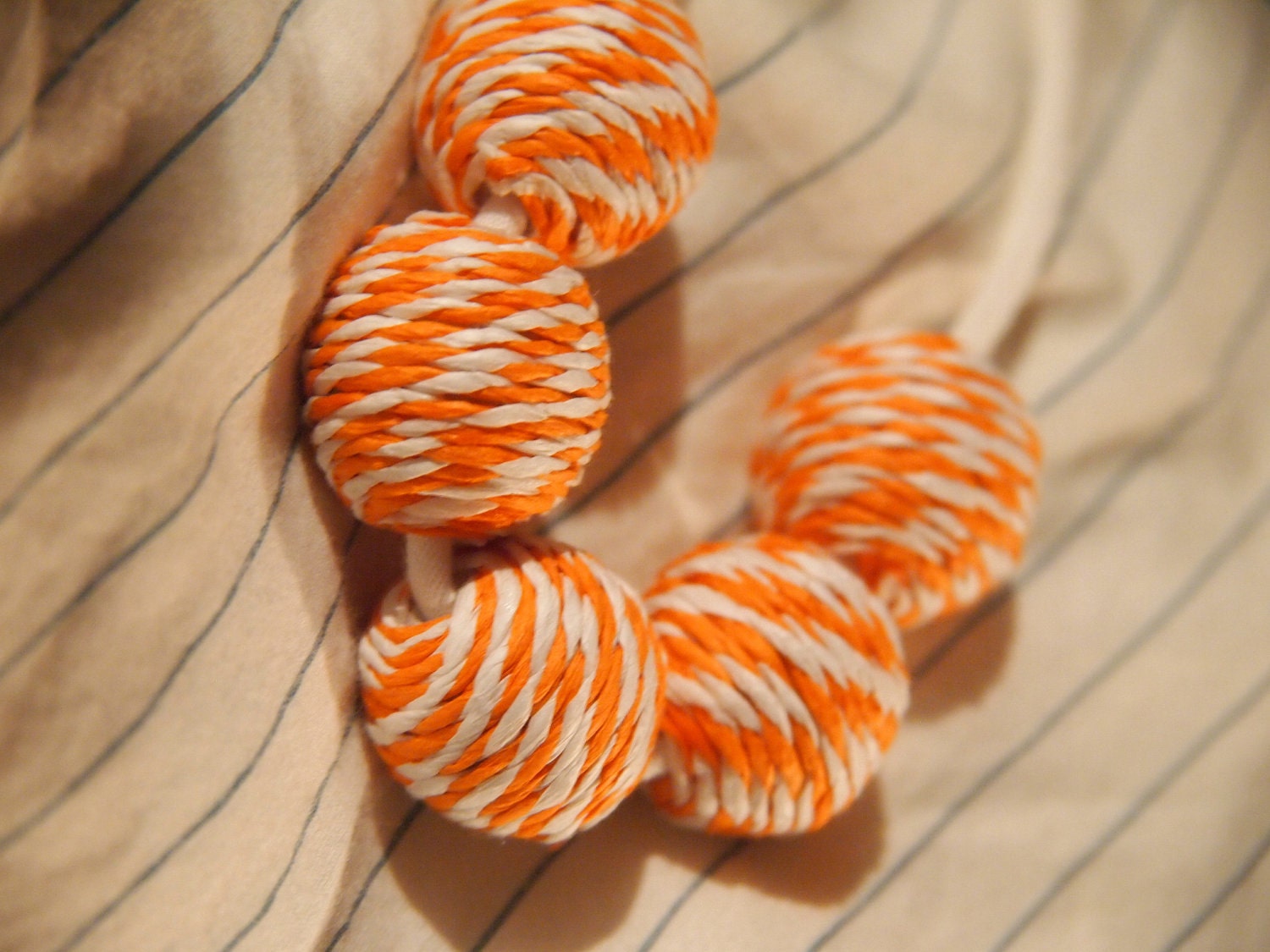 little livly - (tangerine dream) - woven fabric beads