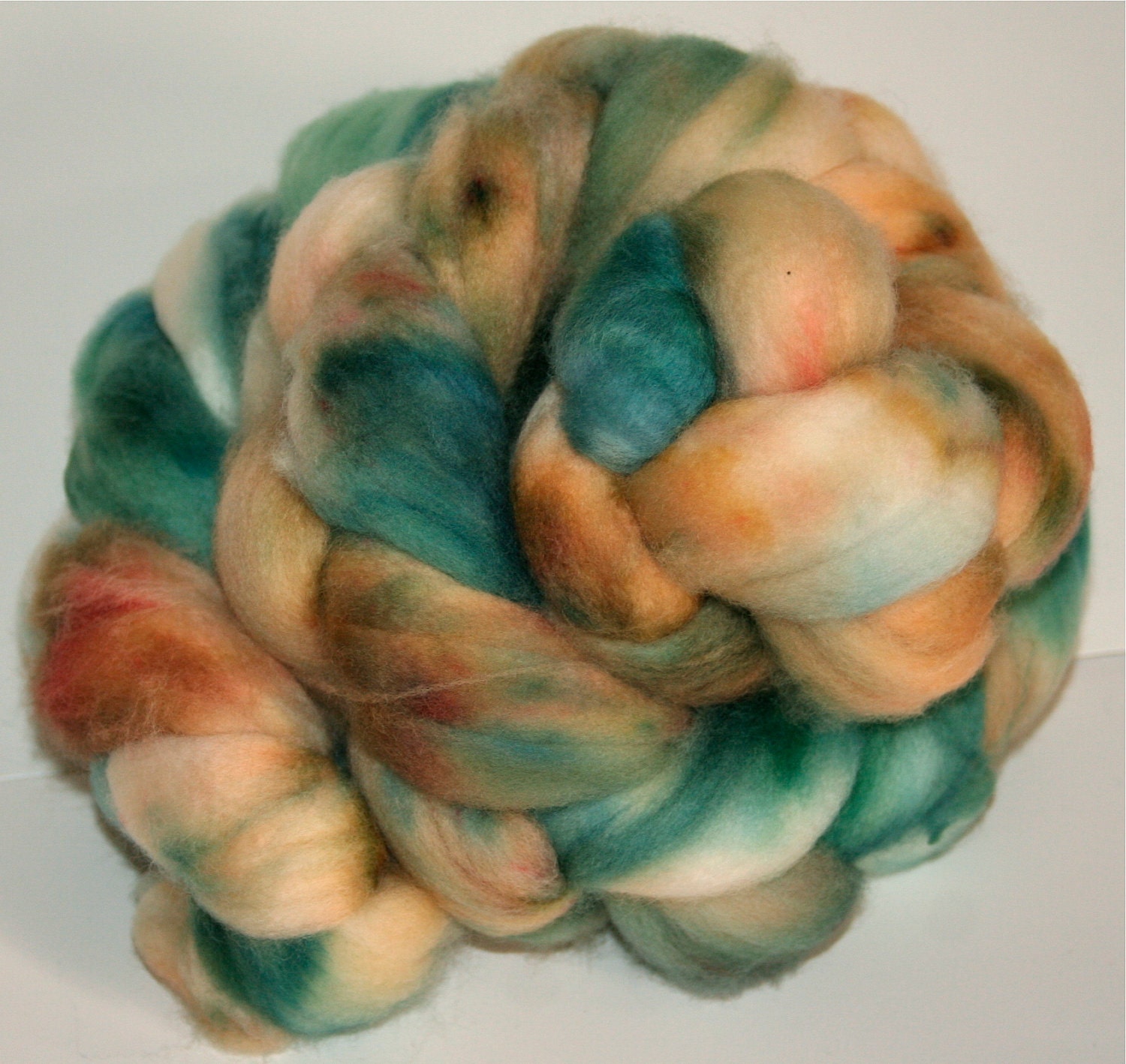 SHASTA super wash Merino wool fiber