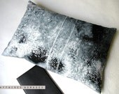 S a l e  -30% // Linen Oblong Throw pillow .. D u n e 1 / FRAGMENTS