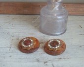 vintage lucite and rhinestone buttons