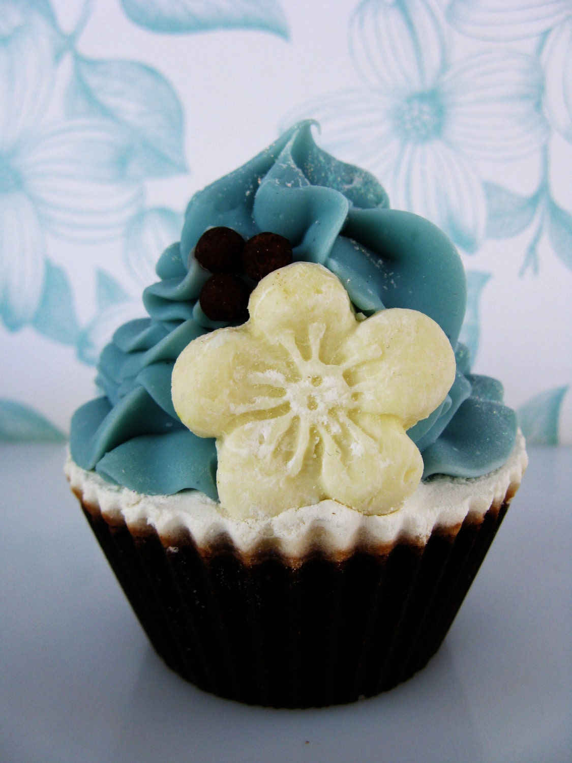 Vanilla Bean Shea Butter Cupcake Soap