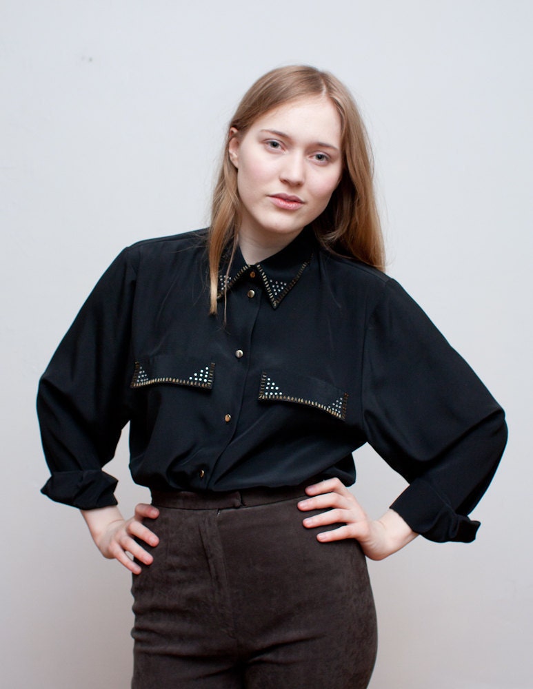 vintage oxford blouse / embellished studded collar and pockets / M-L