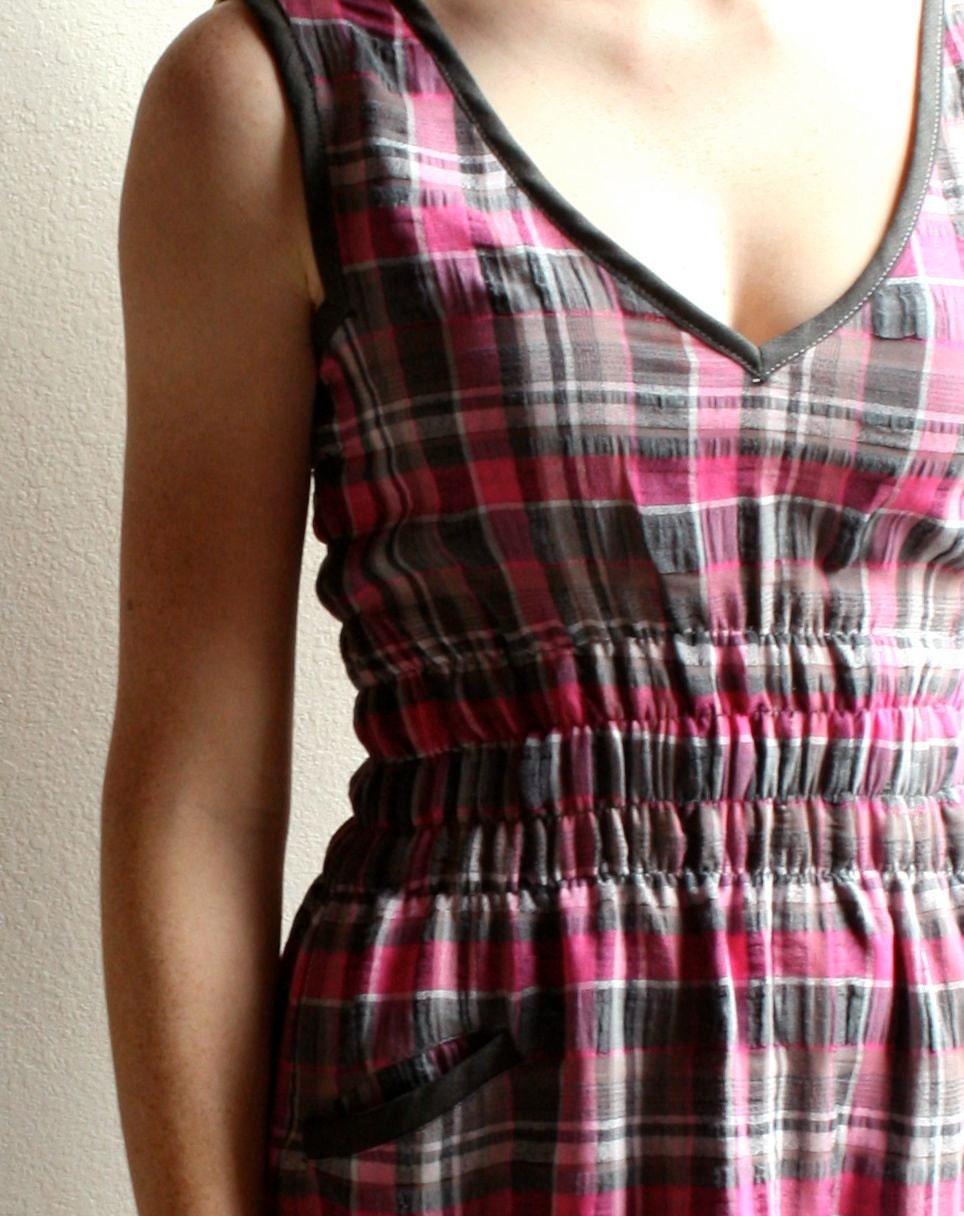 SALE 40% OFF fiji dress - plaid (s)