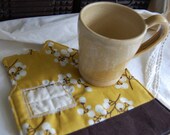 House shaped Quilted Mug Rug