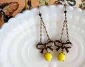 lemon yellow bow dangles- vintage glass stone earrings- chandelier spring 2012