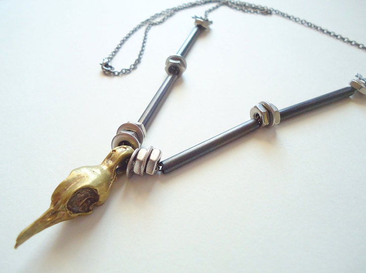 bars of sparrow necklace