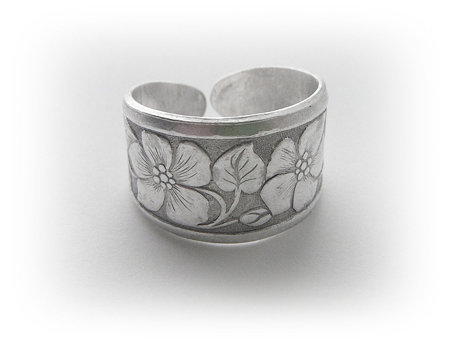1 - Art Nouveau Flower Ring Adjustable - Antique Silver Finish Jewelry (BD)