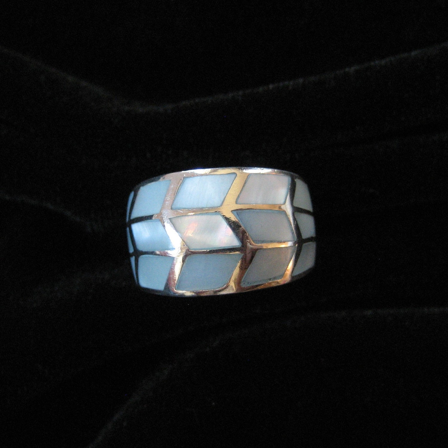 Sterling Silver Mother of Pearl Wide Domed Band Ring Size 7