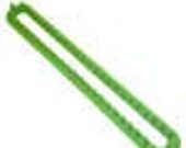 Knifty Knitter 18 Inch Long Loom by Provo Craft - Green