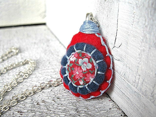 Vintage Style Floral Necklace / Red and Blue, Handsewn felt and Fabric pendant / Silver Toned Chain