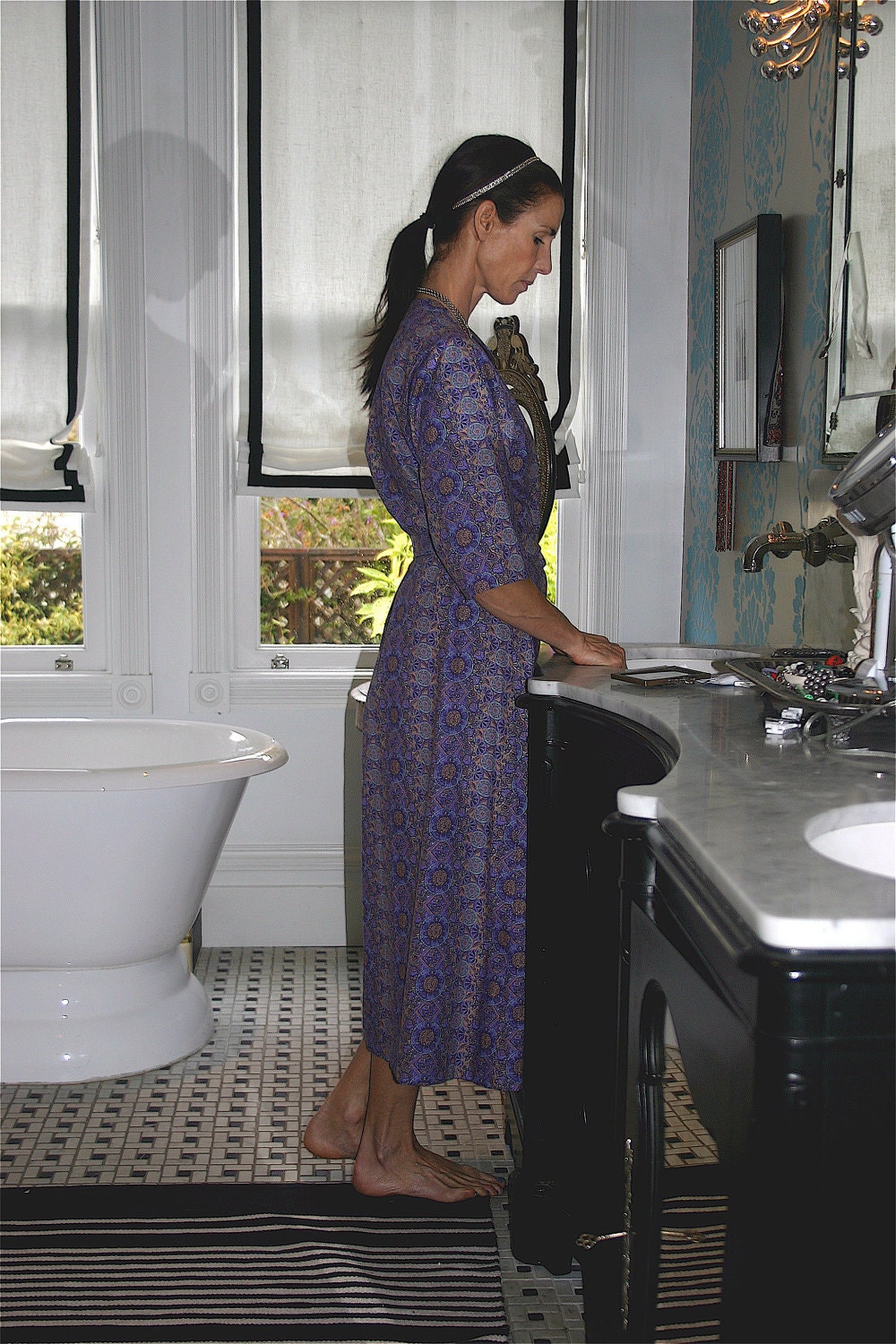 Womens Robe. Dressing Gown. Wrap. Mid Calf Length. In the Vineyard.