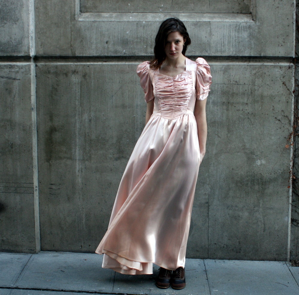 SOFT PINK Satin Dress - handmade in 1939 - small