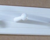 White solid wood 4 peg for coats, hats and garment