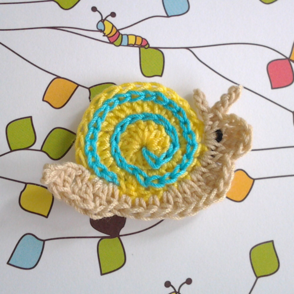 1pc - Cute Snail Crochet Applique in Yellow with Cyan Swirl - appliquefarm