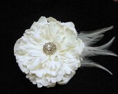 Bridal Hair Fascinator, Flower Hair Clip, Vintage Inspired, Hair comb