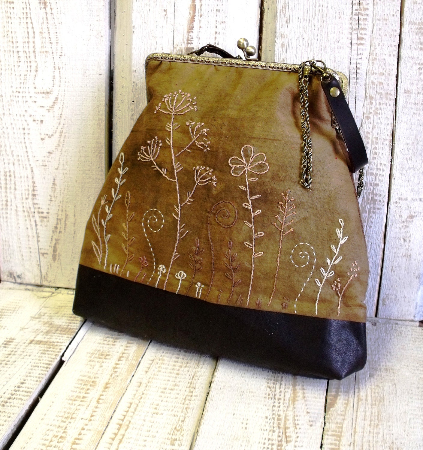 Brown leather and cotton hand embroidered  frame purse - diohej