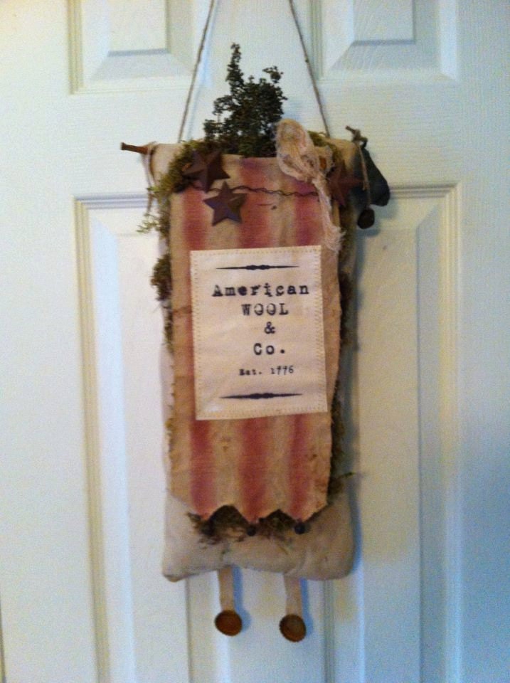 Primitive Sheep Door Greeter
