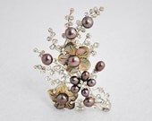 Wedding Brooch,Expecting Mother Gift, Pearl Brooch, Bridemaids Brooch, Bridal Brooch With Coffee Shell Brooch (BR0043)