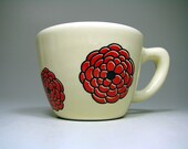 12oz cup red dahlias (buttercream). Made to Order.