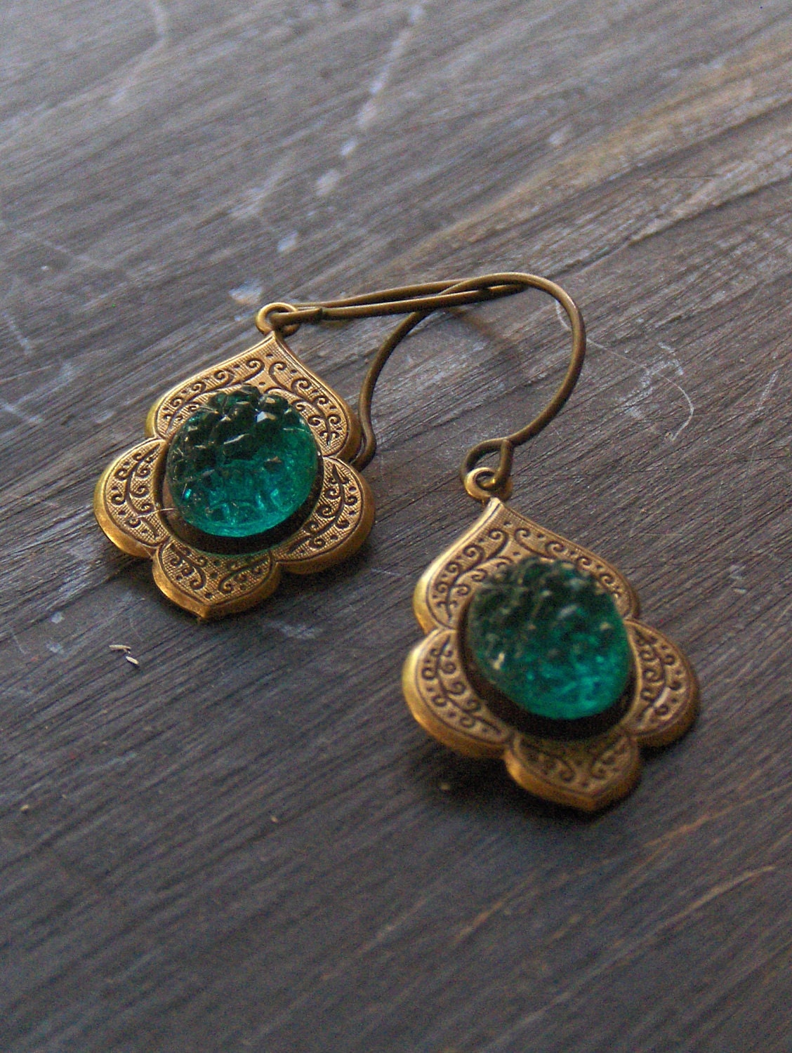 Sister Hazel. Vintage emerald sugar glass and Victorian setting earrings
