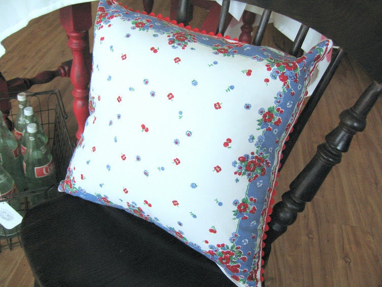 Vintage Style Pillow Case, Moda Very Berry Print