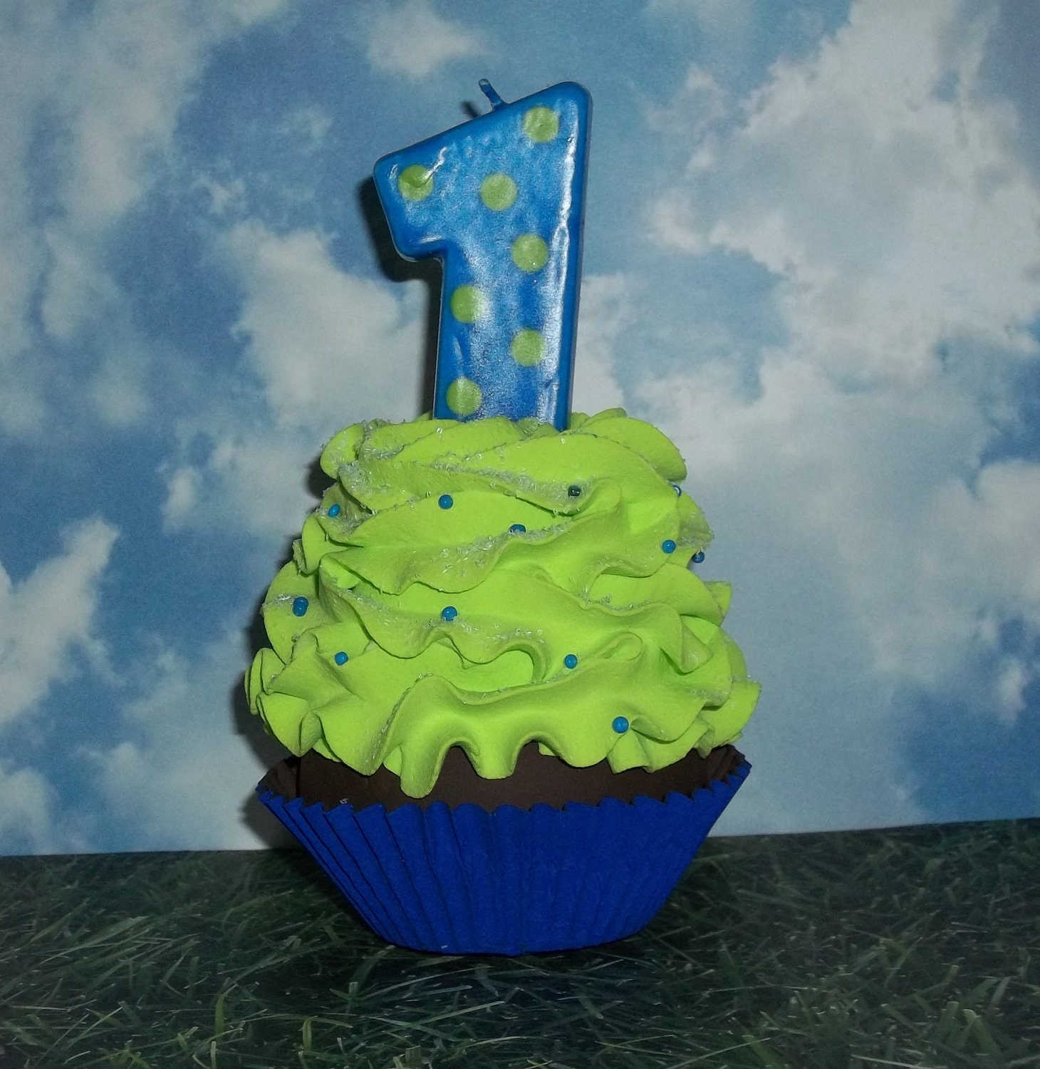 Fake Cupcake Boys First 1st Birthday Photo Prop , Polka Dot Number 1 One Candle, Picture Props, Birthday Party Decor, Keepsake