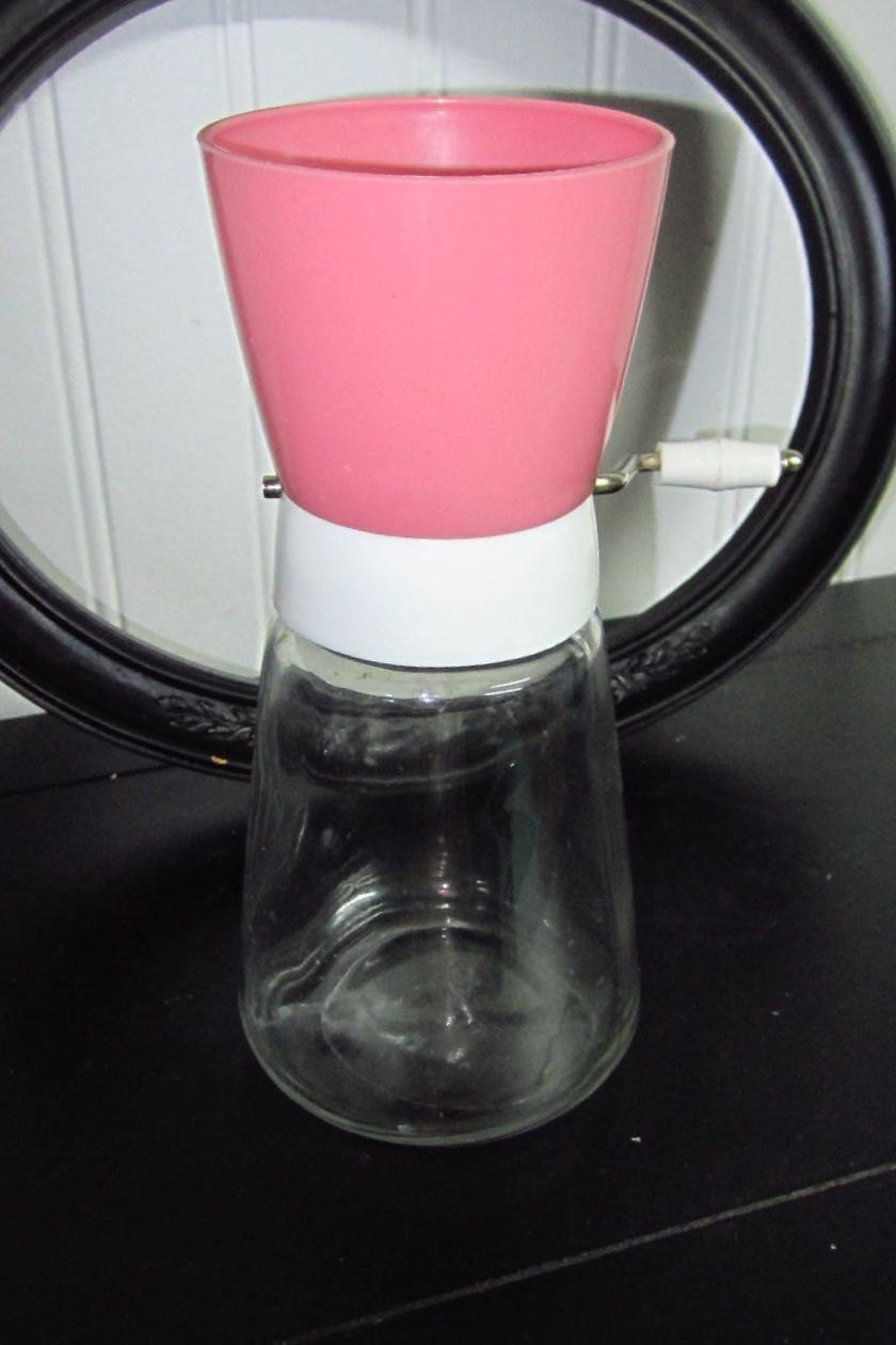 Vintage Gemco Pink Nut Grinder -