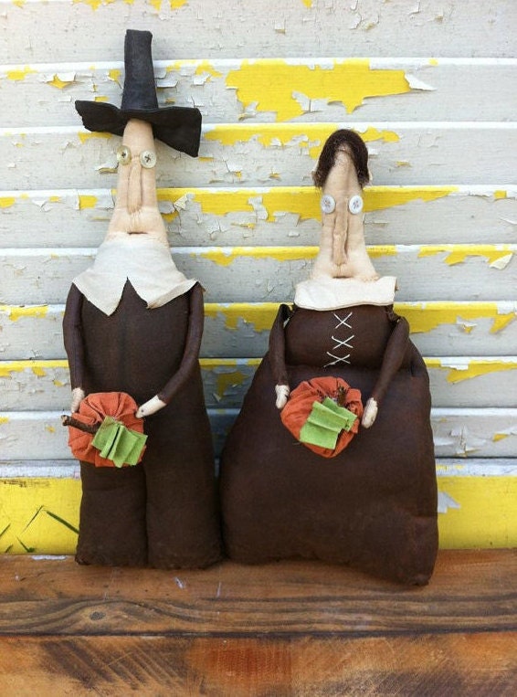 Primitive Thanksgiving Pilgrims Jigs and Gertie Give Thanks Set