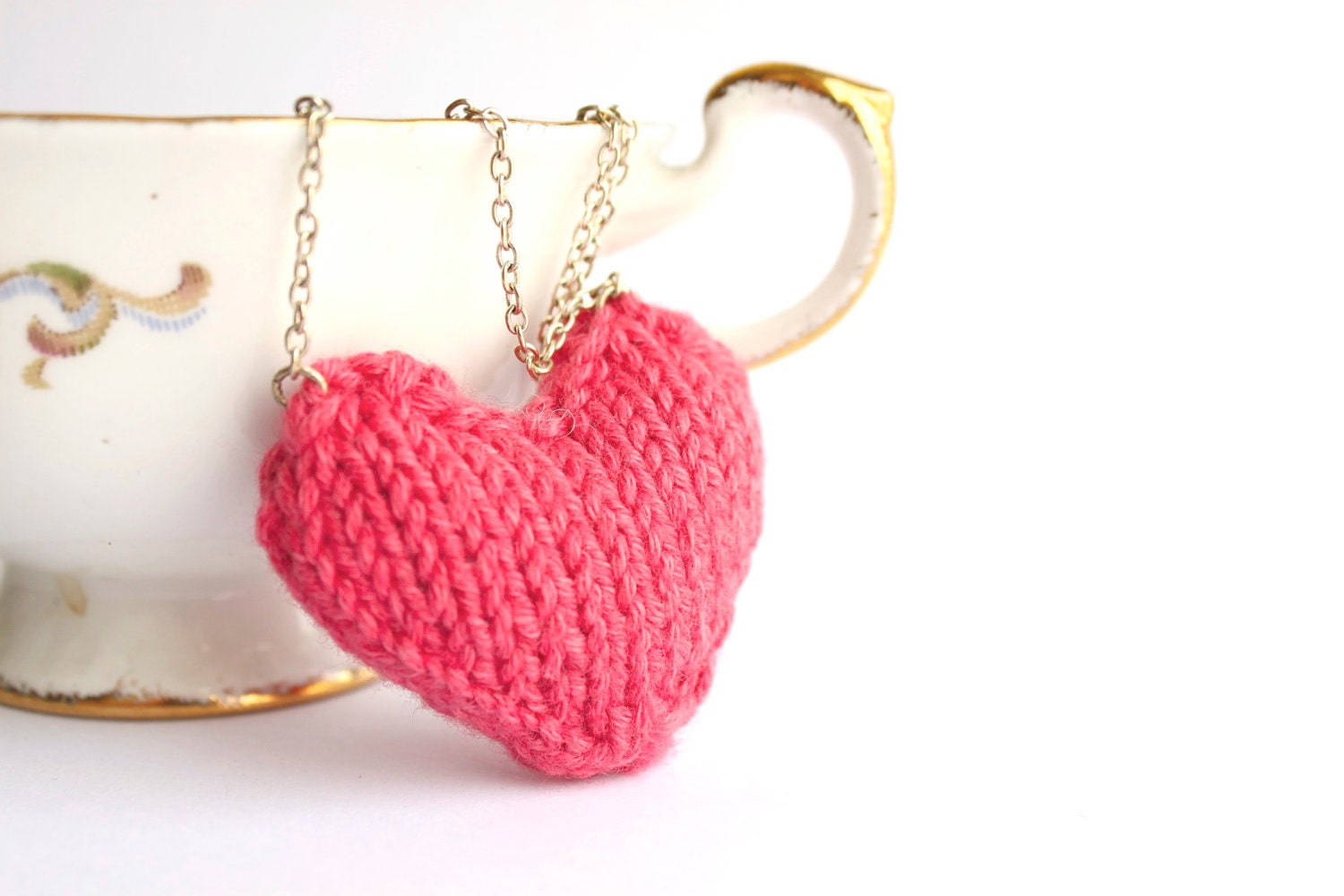 Heart Necklace knitted in bubblegum pink: READY TO SHIP