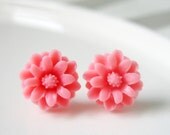 Sugar Pink Daisy Flower Post Earrings