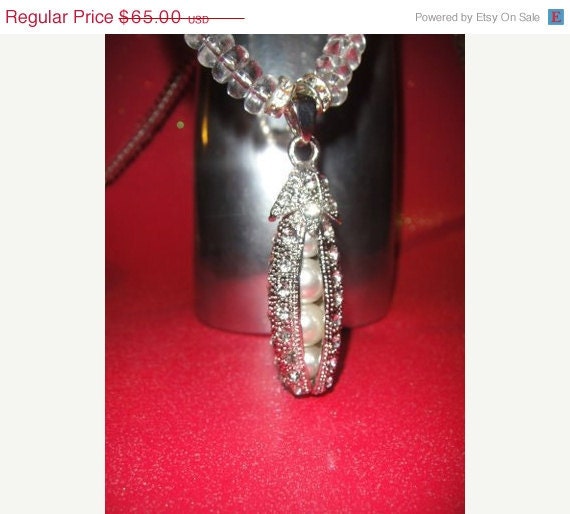 MothersDaySale For the Love of Four Pearls in a Pod
