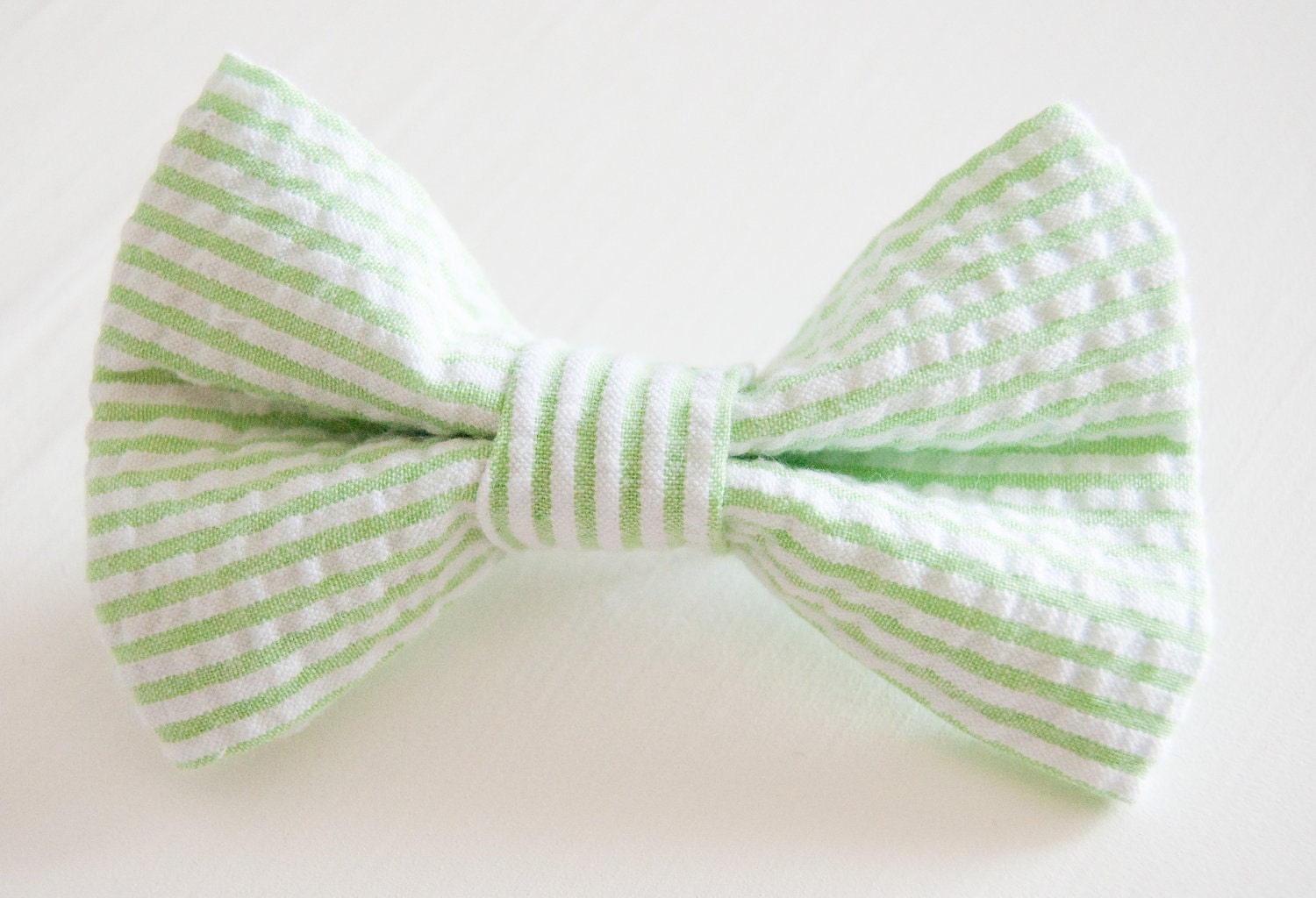 Little Boy Clip On Bow Tie /  Green Seersucker Bow Tie
