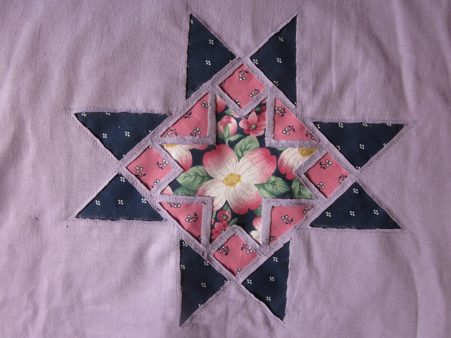 Ohio Star - Dogwood T-shirt (Lavender) -  Large