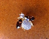 Pretty Rhinestone Vintage Bee Brooch