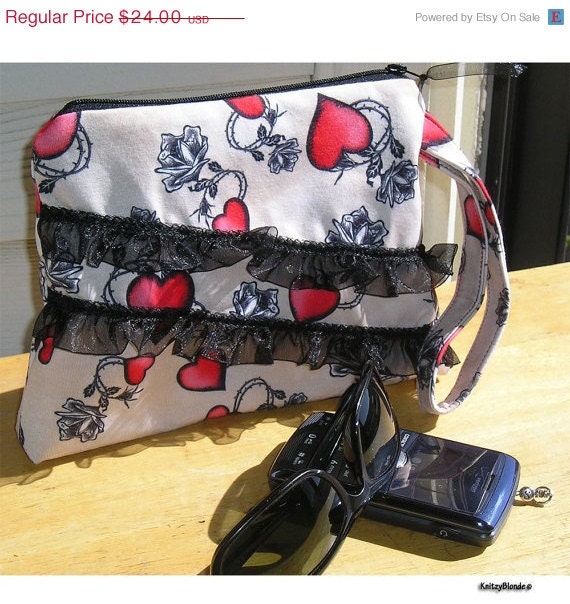Cosmetics Bag Knitting Notions Zipper Pouch Heart Tattoo Print Black Ruffles Larger Size