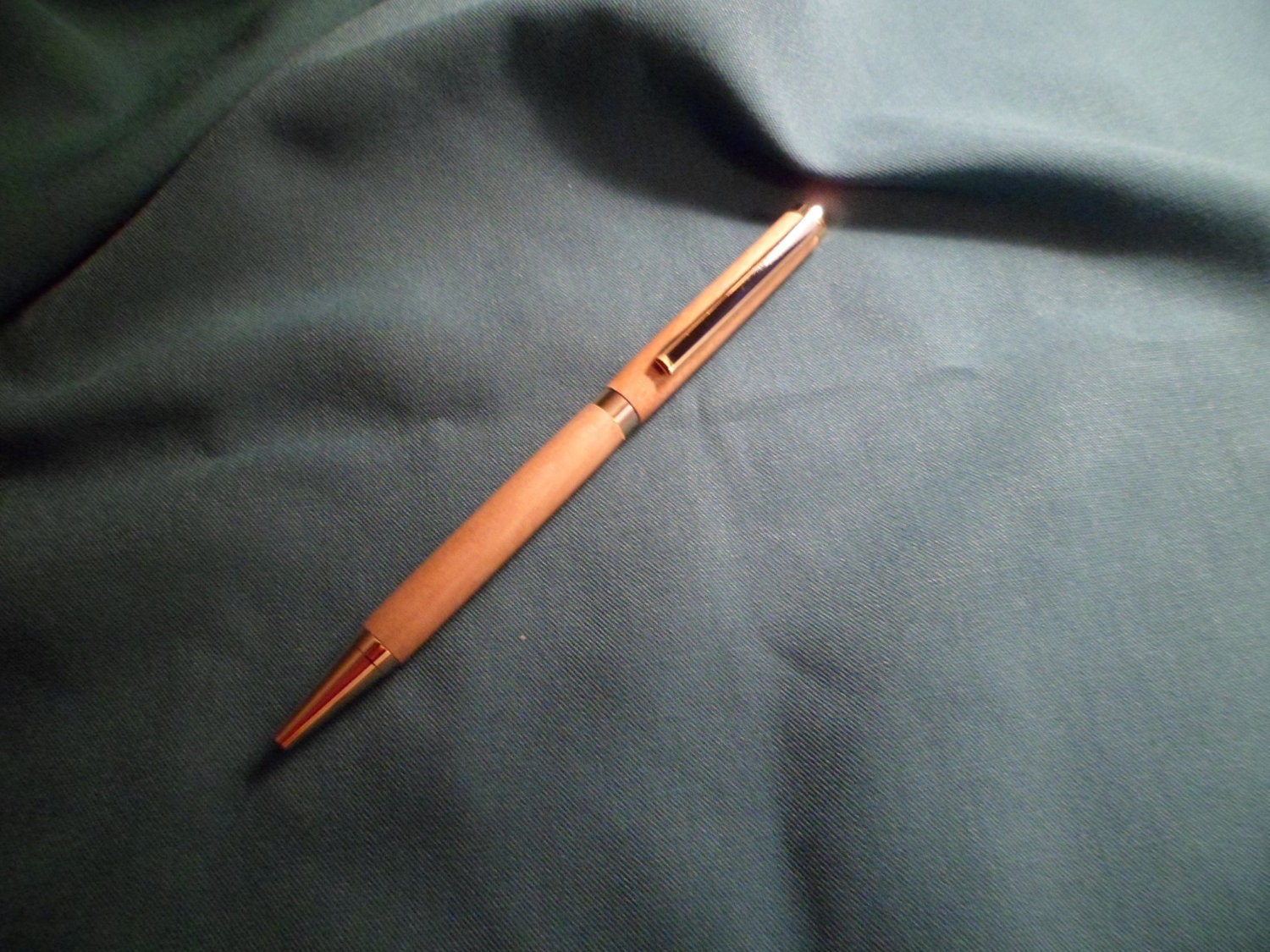 Handcrafted Imbuia wood pen