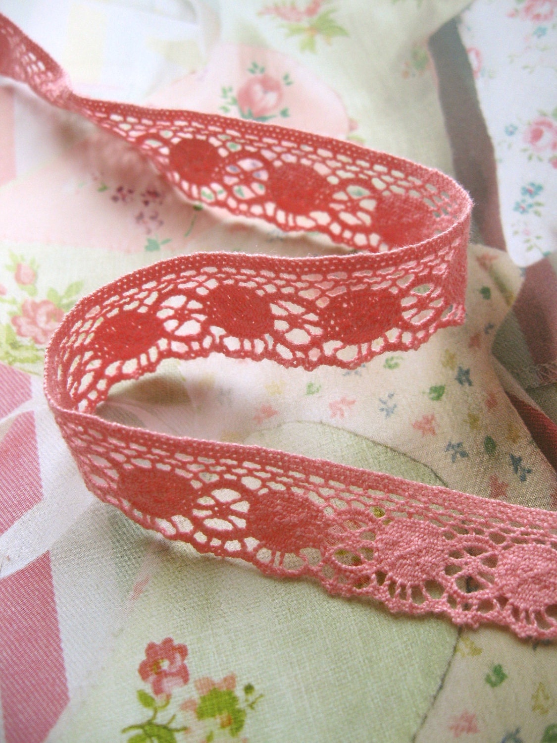 Cotton Lace Fabric Trim - Retro Warm Pink Flower Floral Scallop Cotton Fabric Lace TRIM 0.6 Inches 3 Meters - Mindy