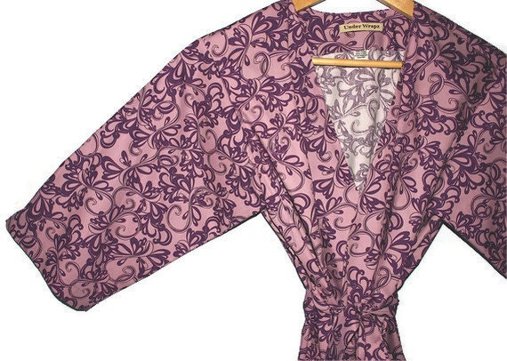 Womens Kimono Robe. Bathrobe. Robe. Maternity Robe. Bridesmaid Gift Robe. Rhythmic Lilac.  Knee Length.
