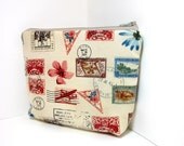 Medium Zipper Pouch - Carte Postale