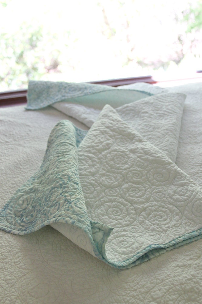 Quilt - baby,  crib, throw or accent quilt - ocean tidal pool - made to order