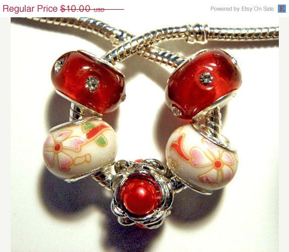 30% CEARANCe SALe and FREe SHIPPING European bead Set red white charms PBS394 fits european style bracelets