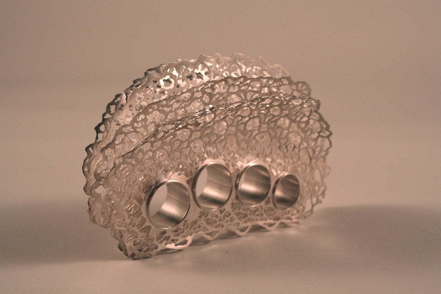 Lace Knuckles